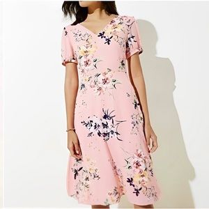 Loft | Blush Pink floral puff sleeve v neck midi dress | Size 0